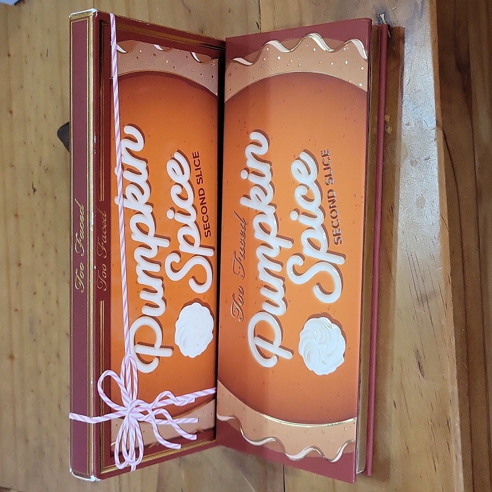 Used-Too Faced Pumpkin Spice Eyeshadow Palette